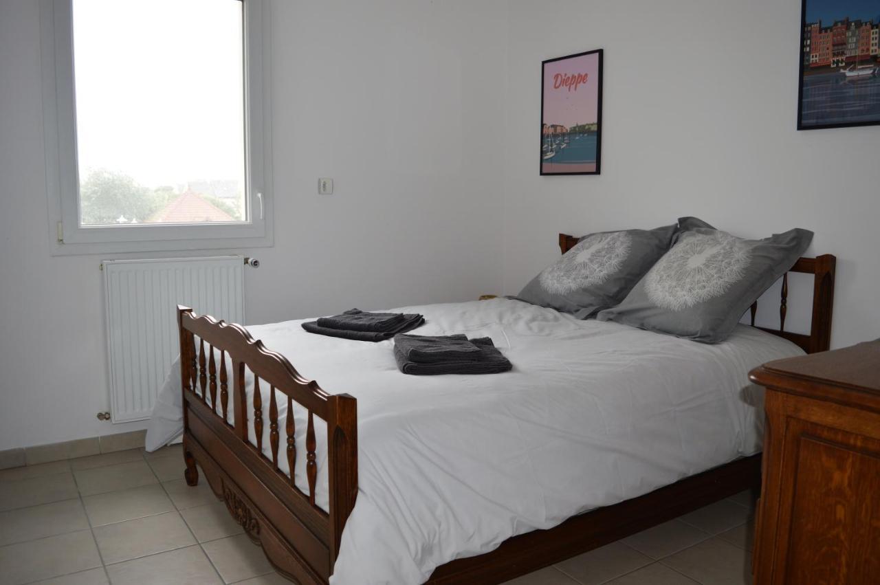 Appartement Spacieux Avec Balcon - A 50M De La Plage Courseulles-sur-Mer Exterior foto